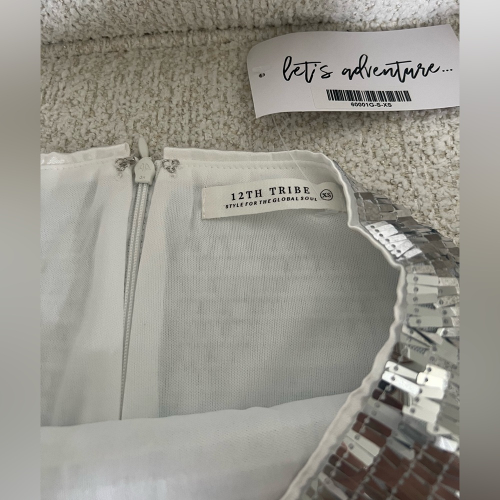NWT 12th Tribe Kaylee Sequin Silver Mini Skirt XS - Picture 8 of 10